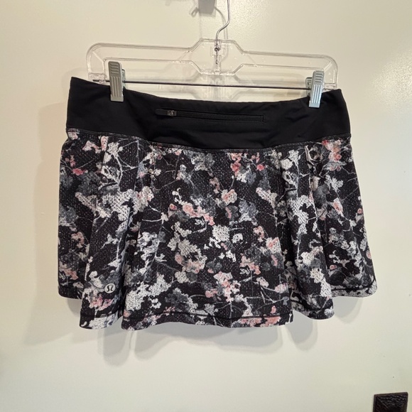 Lululemon Pace Rival Skirt In Spring Bloom Multi / Black In Size 8 - Picture 2 of 4